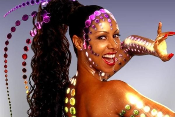 Valéria Valença, a 1ª Globeleza, se destaca em filme sobre o carnaval
