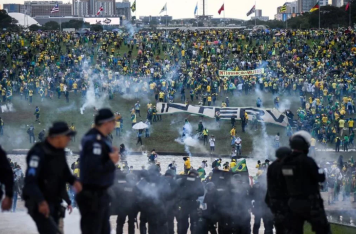 Financiadores de tentativa de golpe gastaram R$ 582 mil em 117 ônibus com “patriotas”